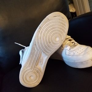 Nike air force one mids